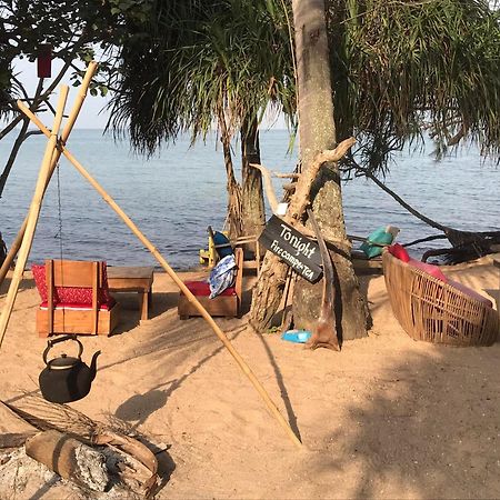 Fat Rabbit Beach Resort Kep Esterno foto